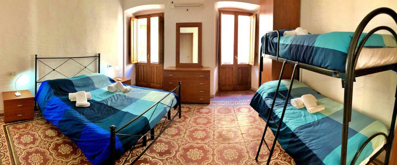 Il Terrazzino Iglesias Bed & Breakfast Dış mekan fotoğraf