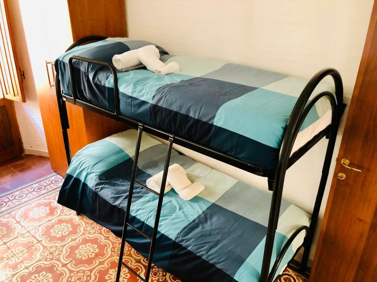Il Terrazzino Iglesias Bed & Breakfast Dış mekan fotoğraf