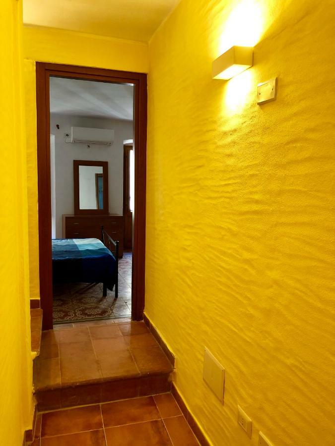 Il Terrazzino Iglesias Bed & Breakfast Dış mekan fotoğraf